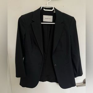 Aritzia Babaton Blazer